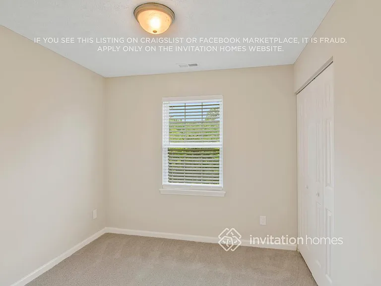 107 Knightwood Dr — Photo 13