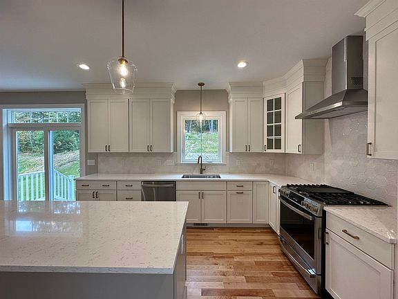 3rd image of 52 Clover Lane Lot 123