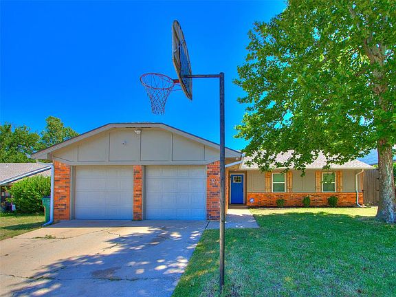 2nd image of 8704 Dena Ln