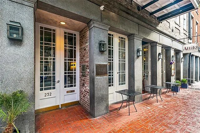 Building Photo - 232 Decatur St #3D