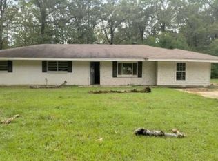 8859 Hurst St, Bastrop, LA 71220