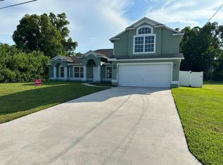 5352 NW Paden Cir, Pt Saint Lucie, FL 34986