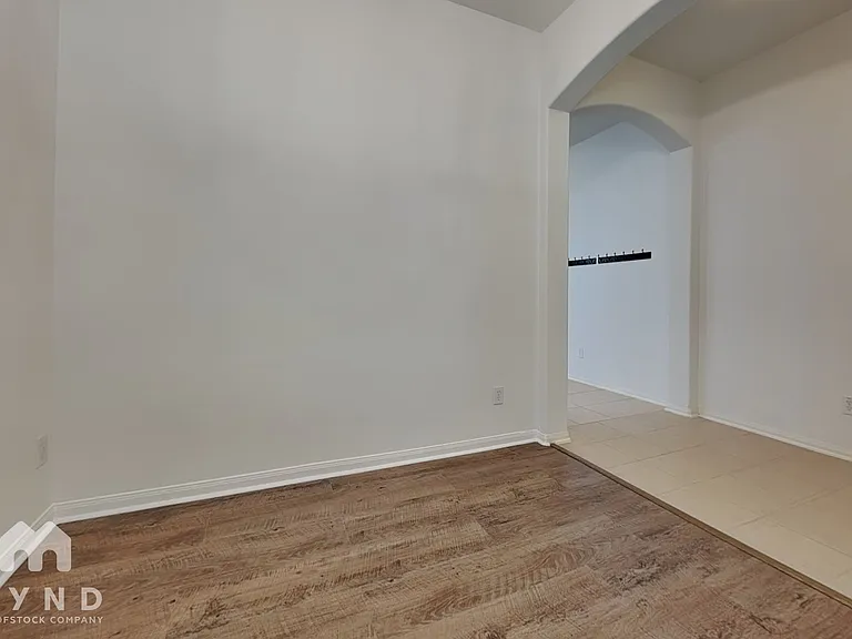 14 E Sage Creek Pl — Photo 7