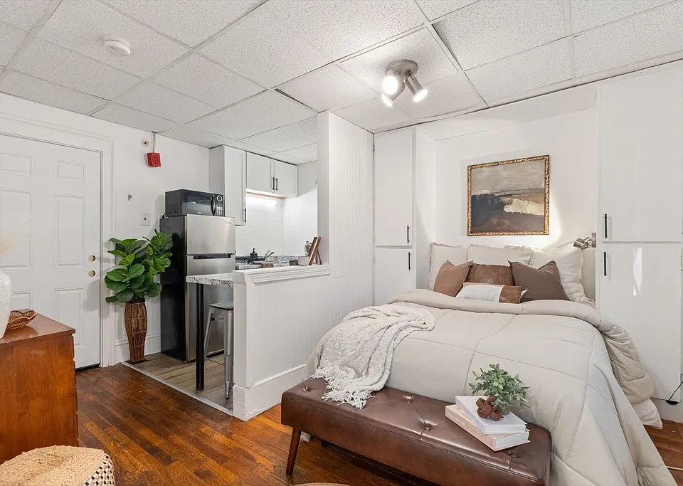928 Dorchester Ave #2