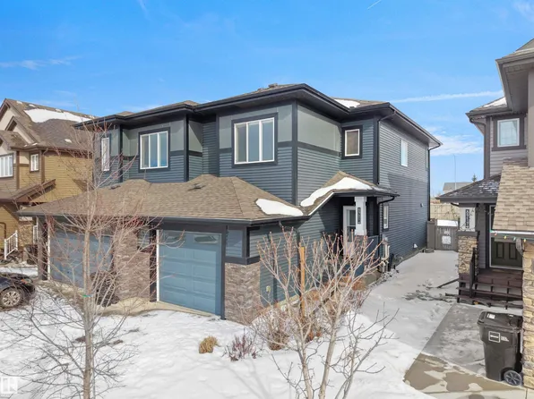 8921 217th St NW, Edmonton, AB T5T 7C4
