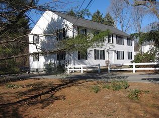 76 Maple St APT 2, Middleton, MA 01949