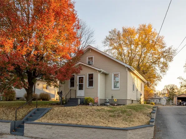 778 N 6th St, Ste Genevieve, MO 63670