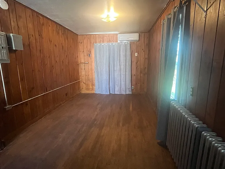 223 N 8th St #2 — Photo 31