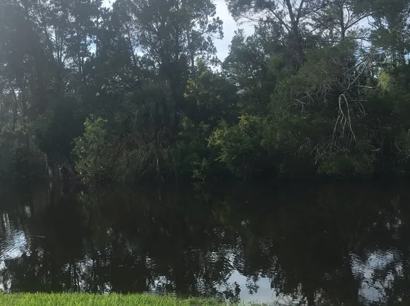 10815 W Dunn St, Homosassa, FL 34448