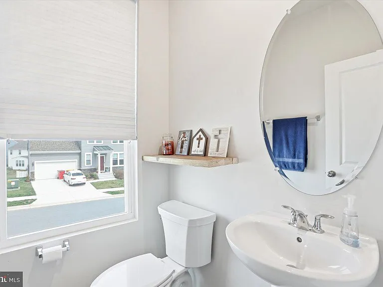 186 Coolidge Ave — Photo 12