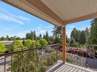 12050 15th Ave NE APT 404, Seattle, WA
