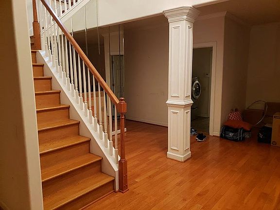 3rd image of 104 Marcy Dr