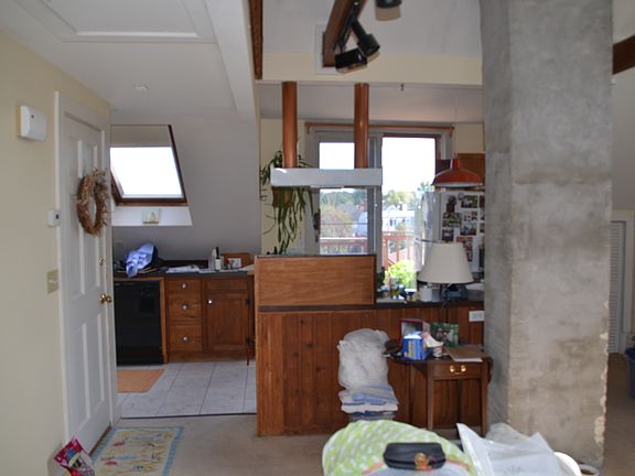 4th image of 1 Park St #4