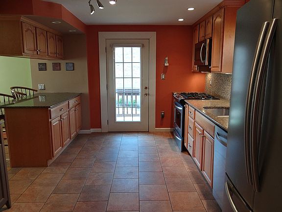 14x11 maple kitchen