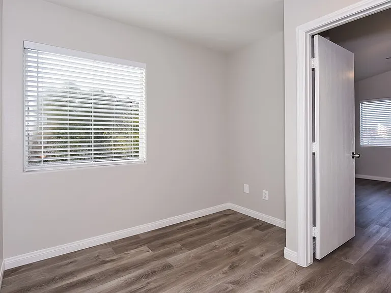 698 Blooming Sage Ct — Photo 11