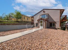 506 S 11th St