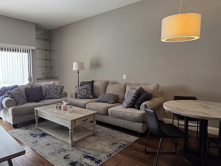 9310 Towne Centre Dr #70 — Photo 17