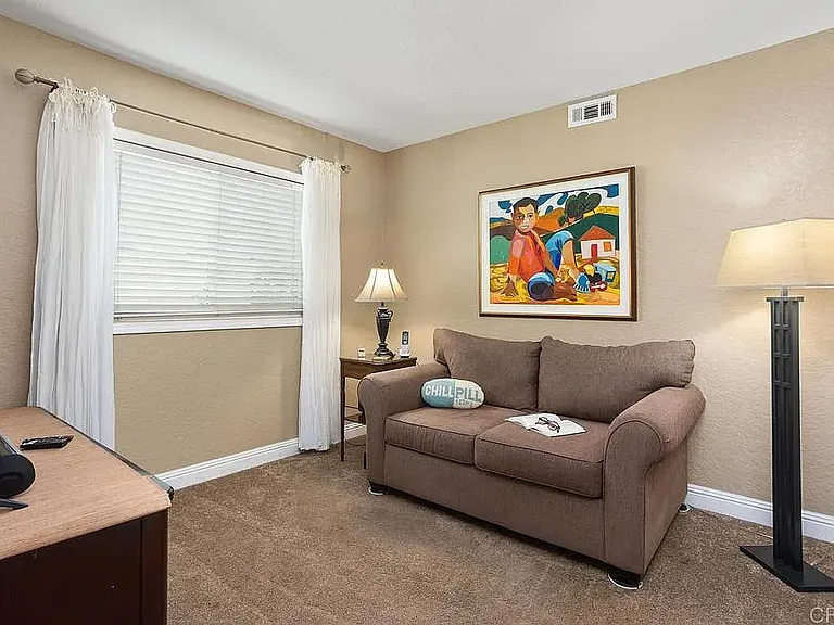 1878 Turnberry Dr — Photo 7