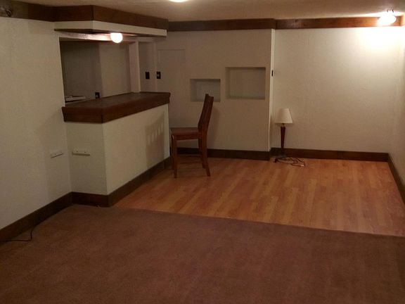 2nd image of 2533 Stratford Ln