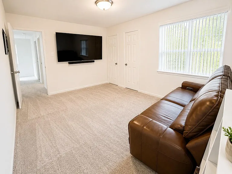 2123 Shadow Park Dr — Photo 10