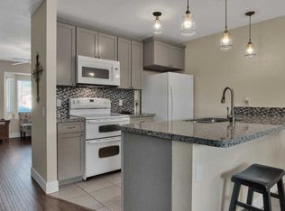 3225 W Mohawk Ln, Phoenix, AZ 85027
