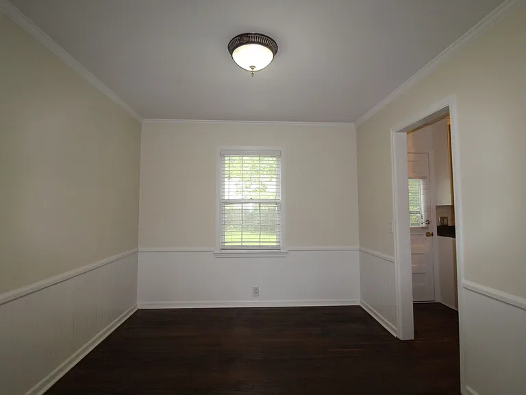 5515 Rosewood St — Photo 5