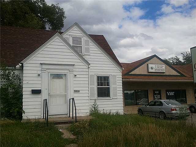 2nd image of 4242 Secor Rd