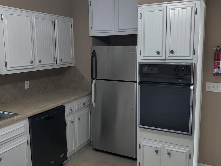 2505 Ashworth Lake Rd — Photo 3