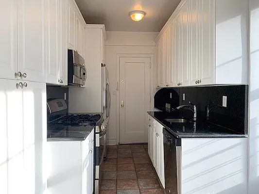 Rented by Rachel Realty | media 22