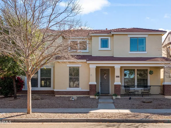 1893 S SINOVA Avenue S, Gilbert, AZ 85295
