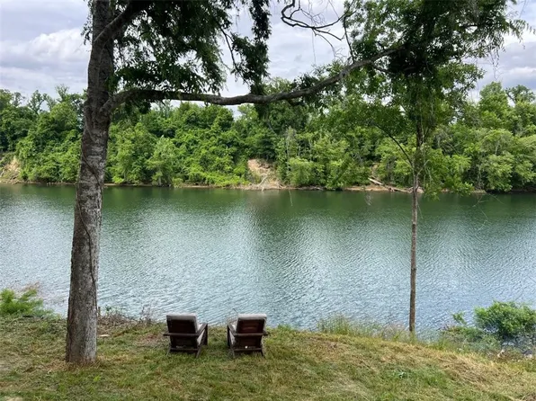 318 Jowers Rd, Gordon, AL 36343
