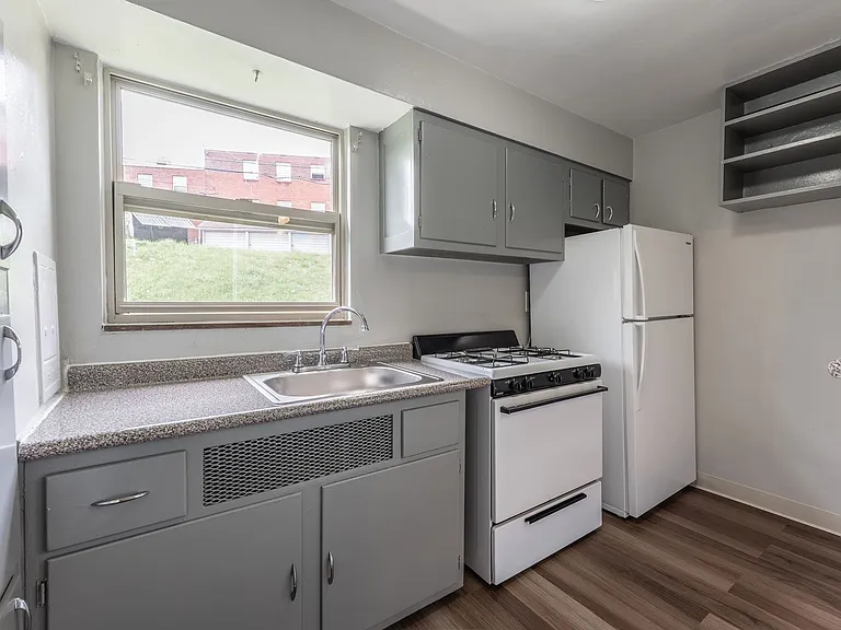 1000 Vermont Ave — Photo 5