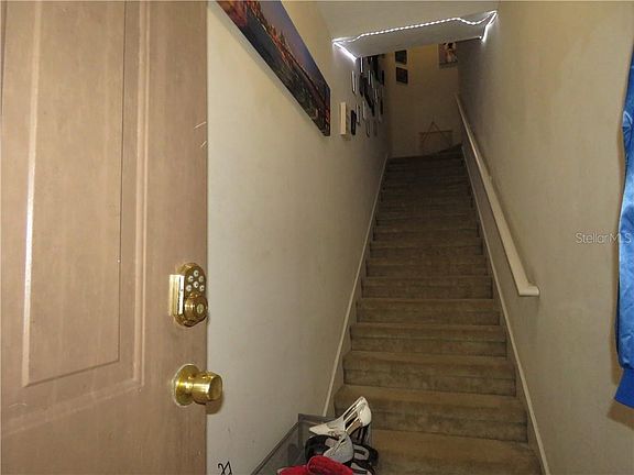 4th image of 17924 Villa Creek Dr #17924