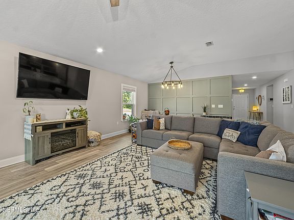 3rd image of 6500 CYPRESS CROSSING Court