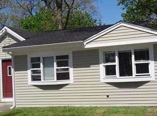 17 Cypress St, Wrentham, MA 02093