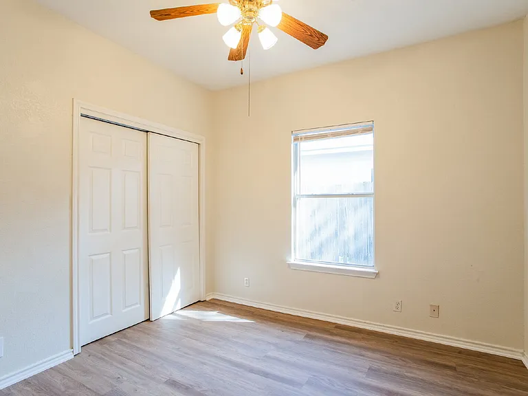 1705 Constantino Cir #B — Photo 12
