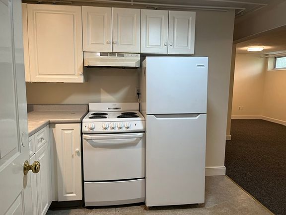 4th image of 18 Dunstan St #B