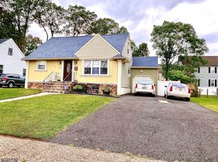 275 E 5th Ave #1, Roselle, NJ 07203
