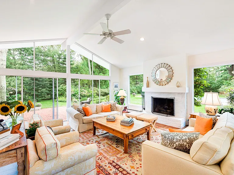 182 Cove Hollow Rd — Photo 6