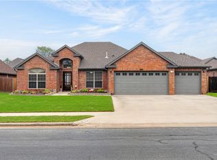 4005 SW Staverton Dr, Bentonville, AR 72713