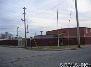 116 State St, Madison, IL 62060