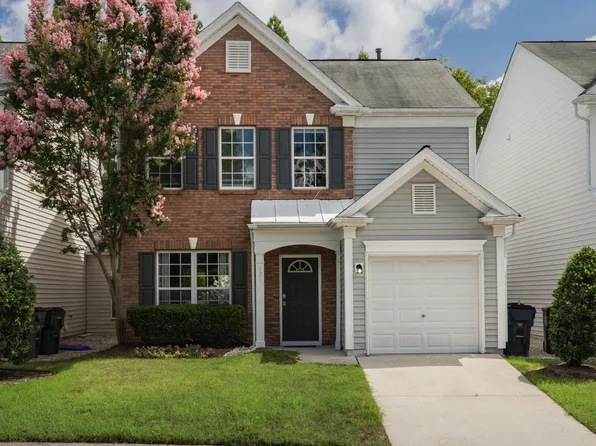 121 Brentfield Loop, Morrisville, NC 27560