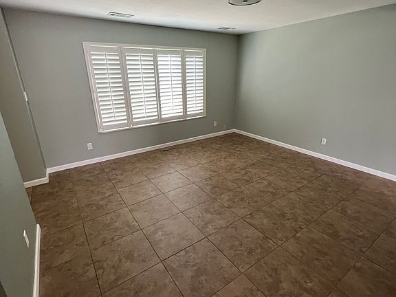 4th image of 9028 E Lehigh Ave