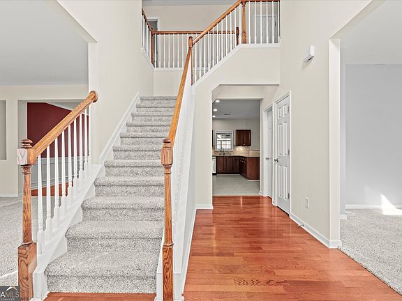 2nd image of 130 Chadwick Pl