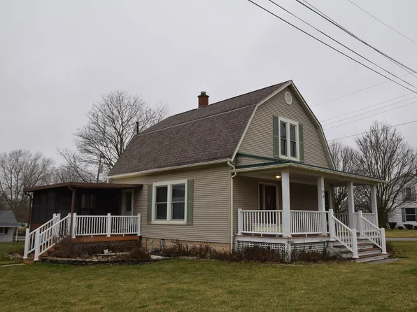 105 N Grant St, Casstown, OH 45389