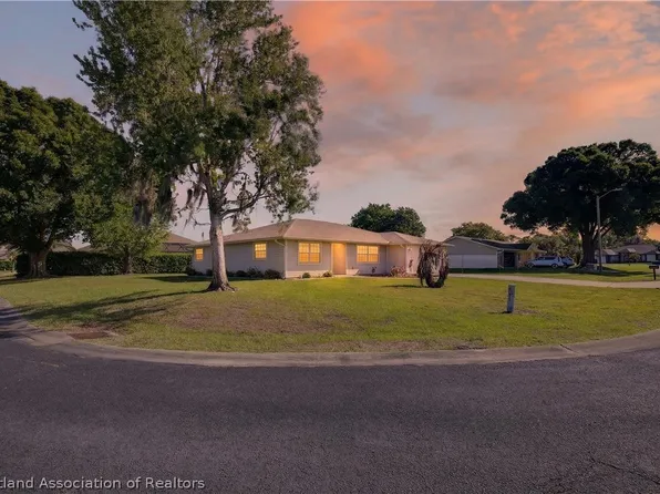 3205 Monza Dr, Sebring, FL 33872