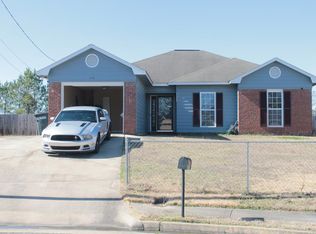 5723 E Boby St, Columbus, GA 31907