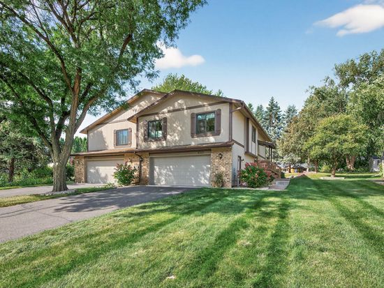 4221 Thornhill Ln, Vadnais Heights, MN 55127