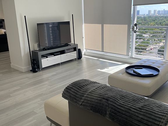 2x 55' Amazon Fire Tv w/alexa