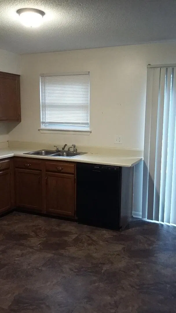 2 bed, $1,350 — Photo 4